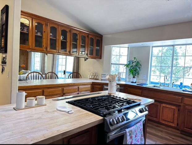 Bluebird Cabin Crestline ภายนอก รูปภาพ